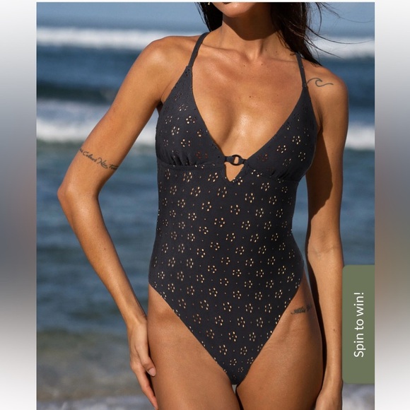 Berlook Black Floral Cutout One Piece Swimwear, NWT - Picture 1 of 6